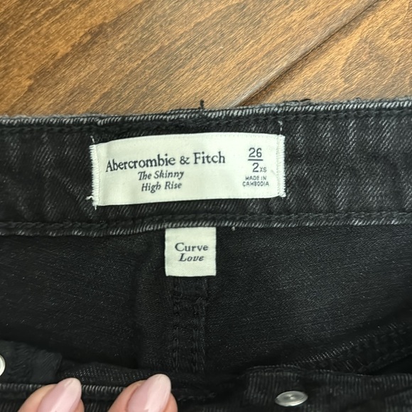 Excellent condition Abercrombie jeans - Picture 2 of 4